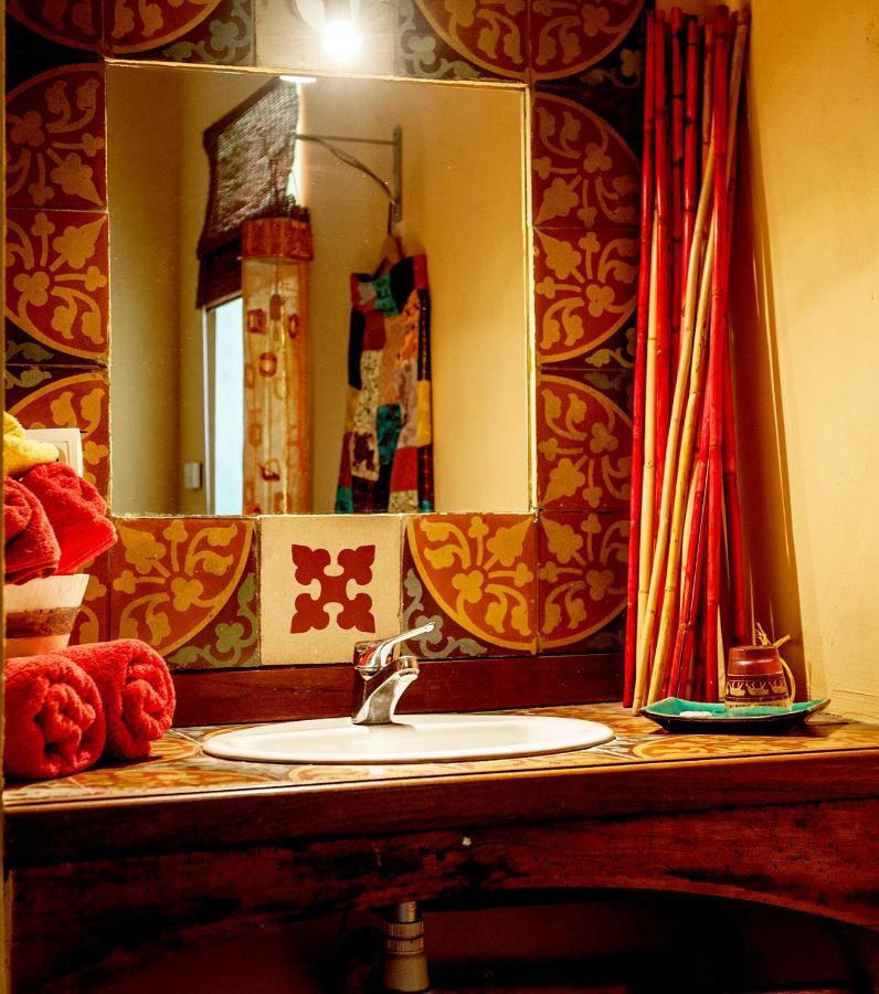 Demeure De Digoine "Chambre D'Hotes" Бур-Сент-Андеоль Екстер'єр фото